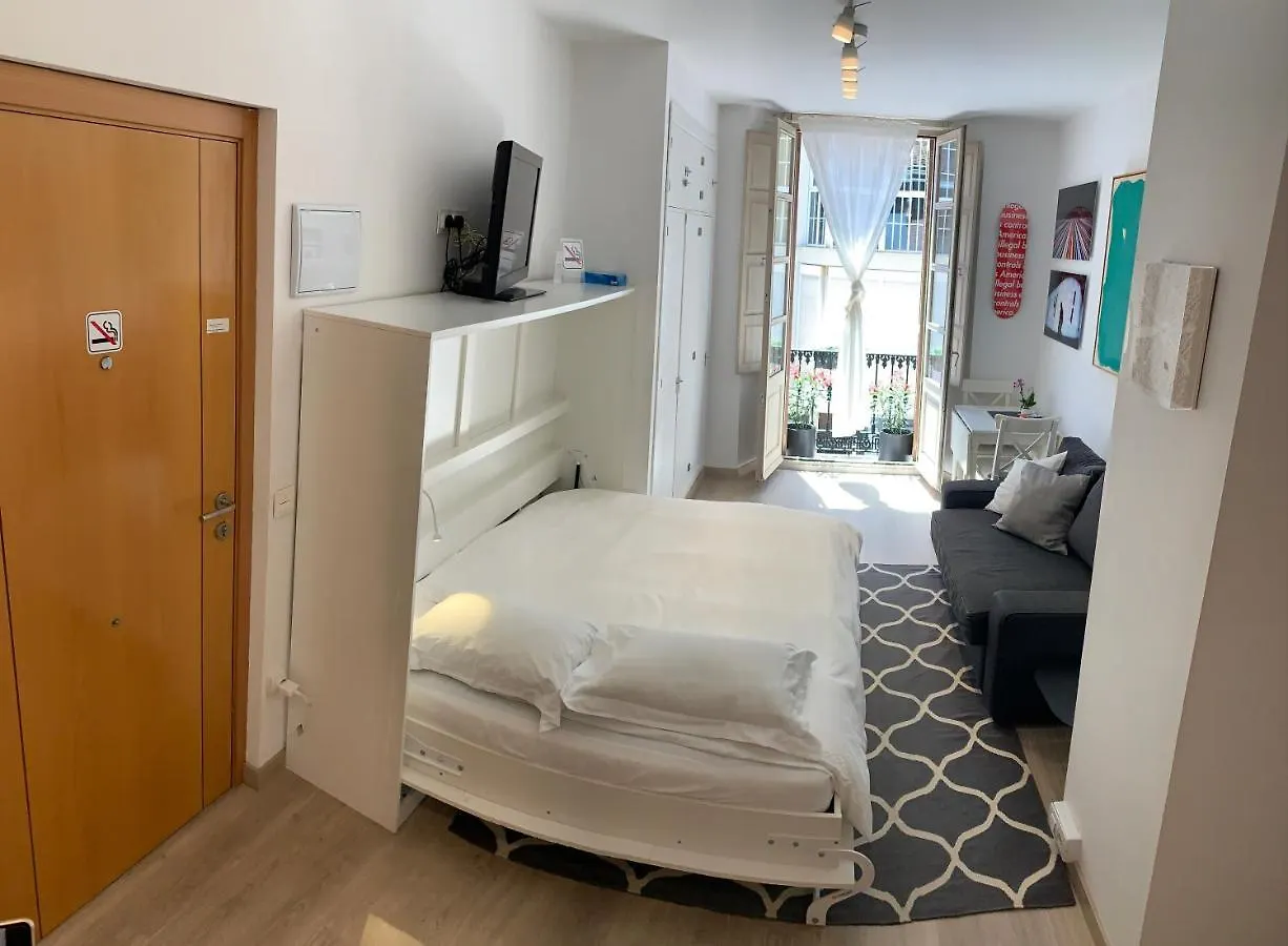 Studio Arts Soho - مالقة 0*,